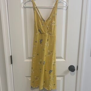 Patagonia Yellow Floral a line Amber Dawn Travel Dress size small